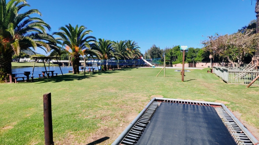3 Bedroom Property for Sale in Groot Brakrivier Central Western Cape